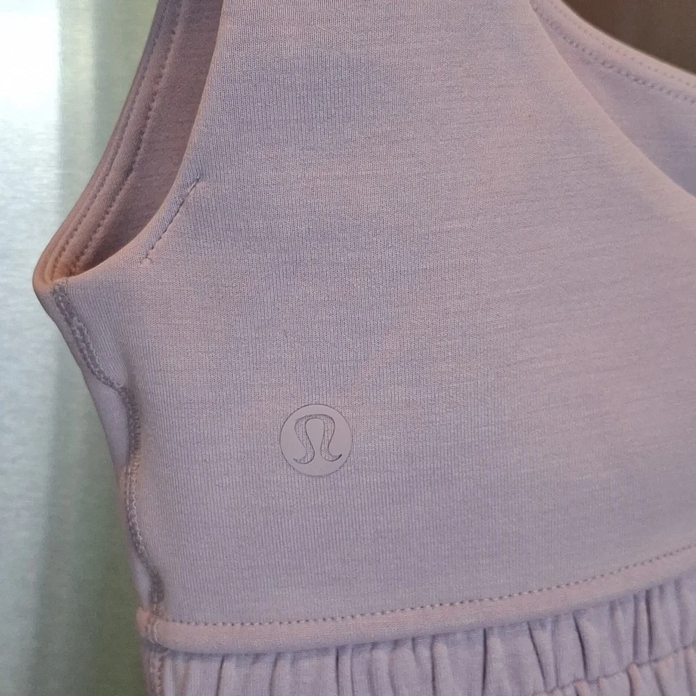 Lululemon Athletica Lavender Sports BRA - Picture 3 of 7